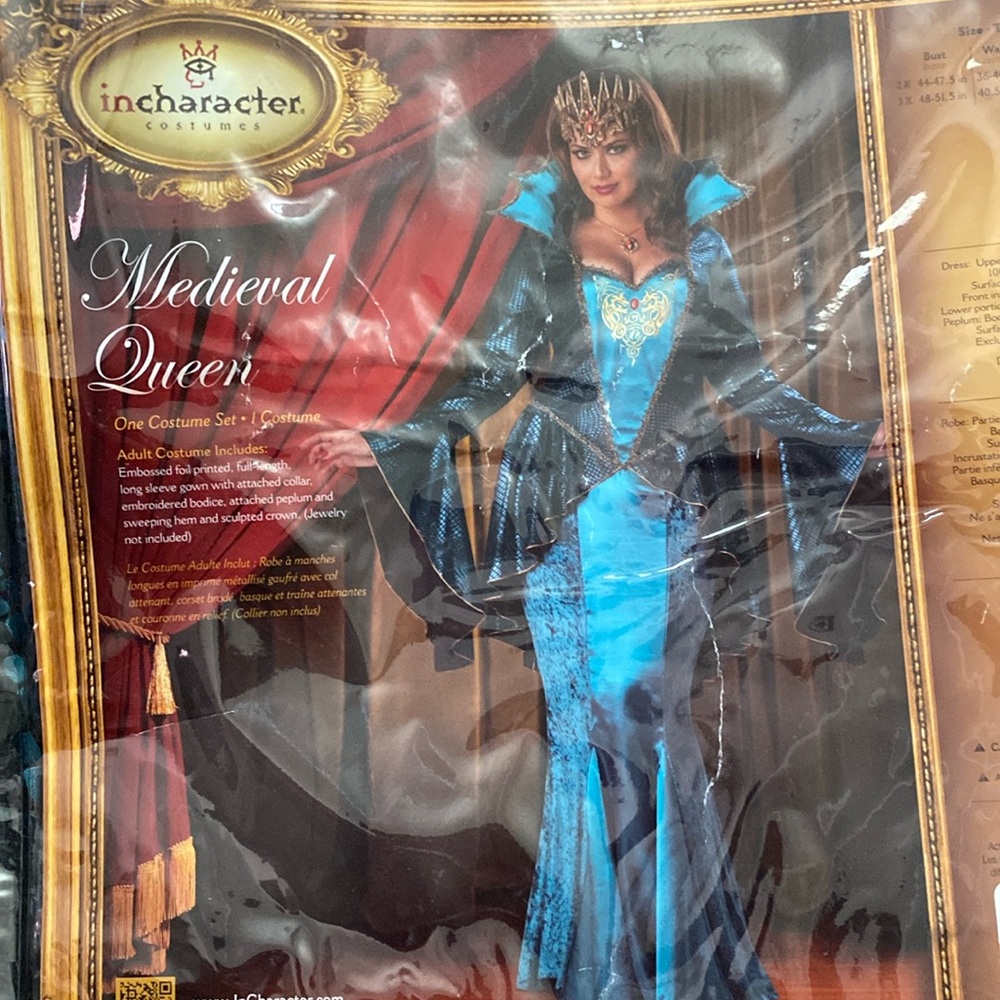 InCharacter Medieval Queen Halloween costume
